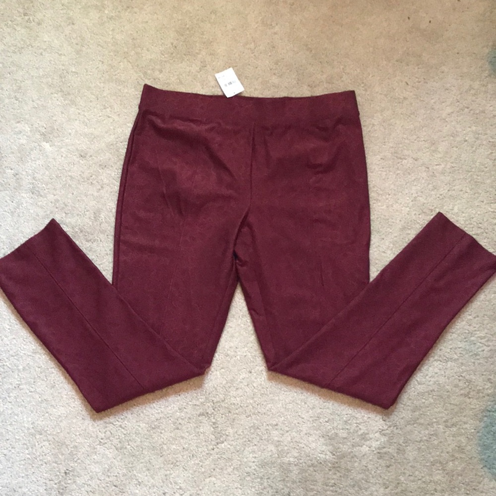 Cute Maroon Leggings